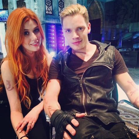 'Shadowhunters' on set - Jace & Clary Photo (38870510) - Fanpop