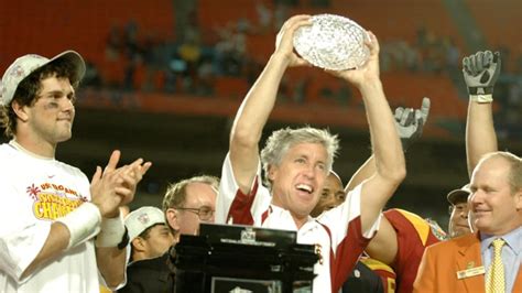 USC great Pete Carroll isn't eligible for the CFB Hall of Fame