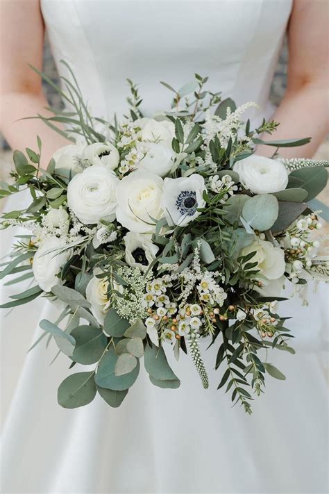 20++ White And Green Wedding Flowers - PIMPHOMEE