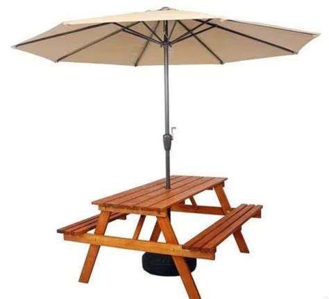 Picnic Table with Umbrella