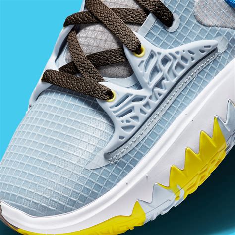 Nike Kyrie Low 4 Light Armory Blue CW3985-400 | SneakerNews.com