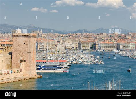 Old port marseille hi-res stock photography and images - Alamy