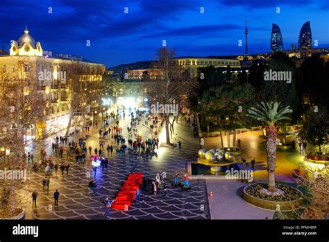 Fountains Square, Baku, Azerbaijan Stock Photo - Alamy