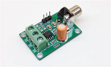 Single-ended Video/Digital input to differential output driver (High Speed Differential Driver ...