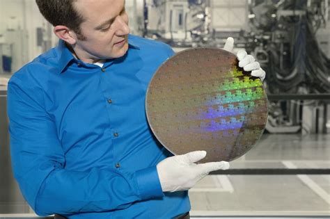 IBM Researchers Unveil Groundbreaking 5-Nanometer Chips