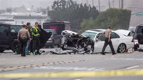 Bruce Jenner Involved in Fatal Car Crash, Passes Sobriety Test - ABC News