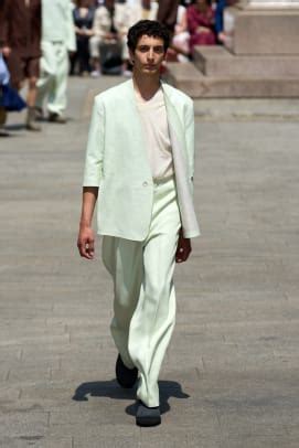 The 7 Biggest Spring 2024 Trends From the Men's Fashion Week Runways ...