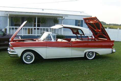 1958 FORD FAIRLANE 500 SKYLINER RETRACTABLE HARDTOP CONVERTIBLE - Side Profile - 91728