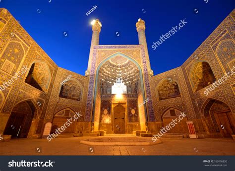 127 Jame Abbasi Mosque Images, Stock Photos & Vectors | Shutterstock