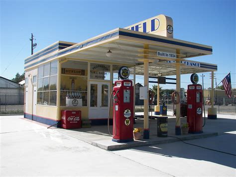 Restored 1934 Gas Station | This is a restored Richfield Gas… | Flickr