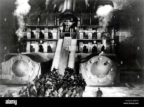 Metropolis film 1927 stills hi-res stock photography and images - Alamy