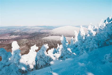 13 Fantastic Things to Do in Maine in Winter ️ 2024 | New England With Love