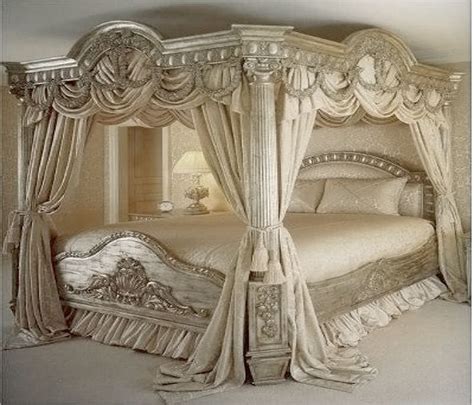 A grand bed fit for a palace! | Elegant bedroom, Luxurious bedrooms, Bedroom styles