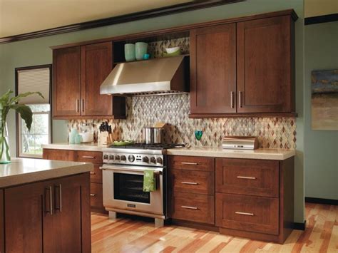 Decora Kitchen Cabinets - Traditional - Kitchen - other metro - by MasterBrand Cabinets, Inc.