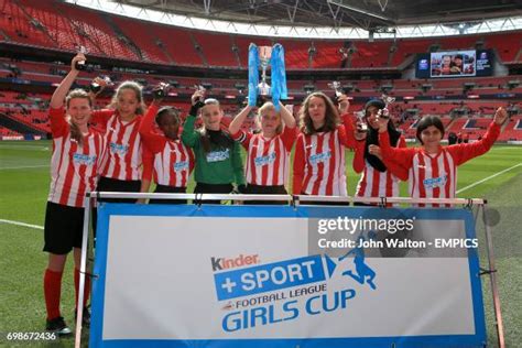 37 Brentford School For Girls Stock Photos, High-Res Pictures, and Images - Getty Images