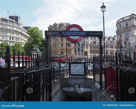 Charing Cross Tube Station in London Editorial Image - Image of transport, underground: 124590150