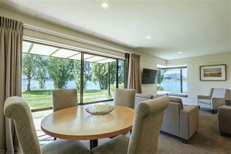 Book Edgewater in Wanaka | Hotels.com