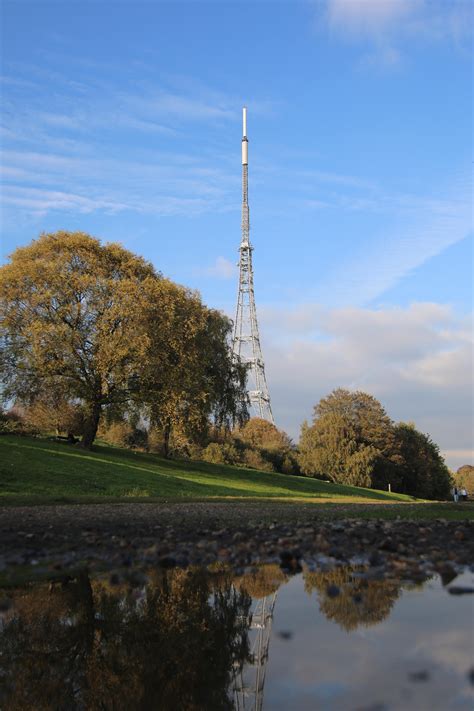 BBC Transmitter in Crystal Palace Park : r/london
