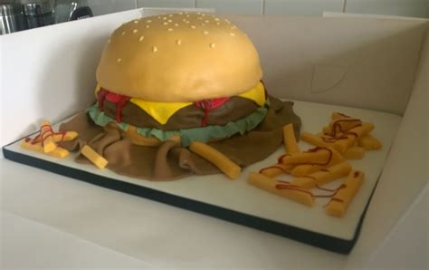 Burger & Fries - CakeCentral.com