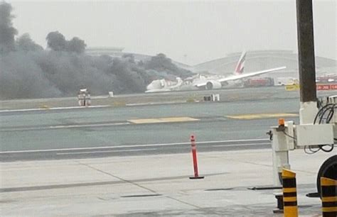 Emirates plane crash : fire after jet crash-lands at Dubai ...