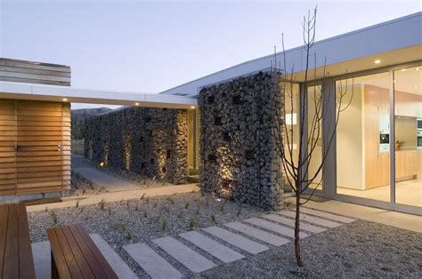 Gabion wall as a building technique - RTF | Rethinking The Future