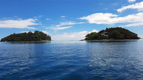 The Smallest National Park in the World - Moyenne Island, Seychelles - Explanders