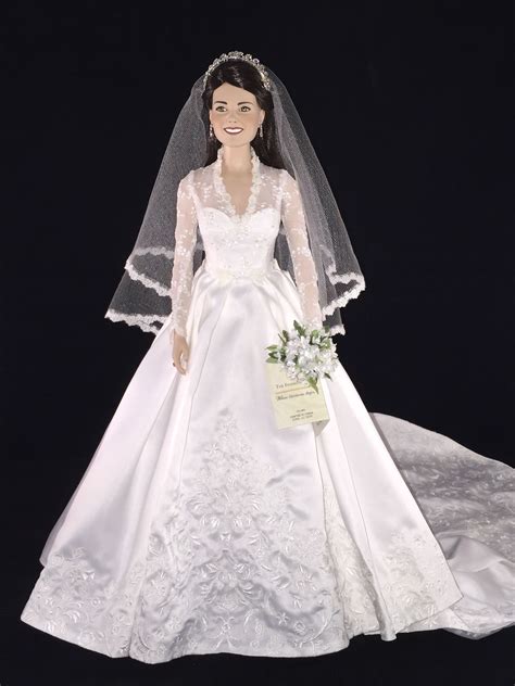 Sarah Burton Wedding Gowns Fresh Franklin Mint Kate Middleton Bridal ...