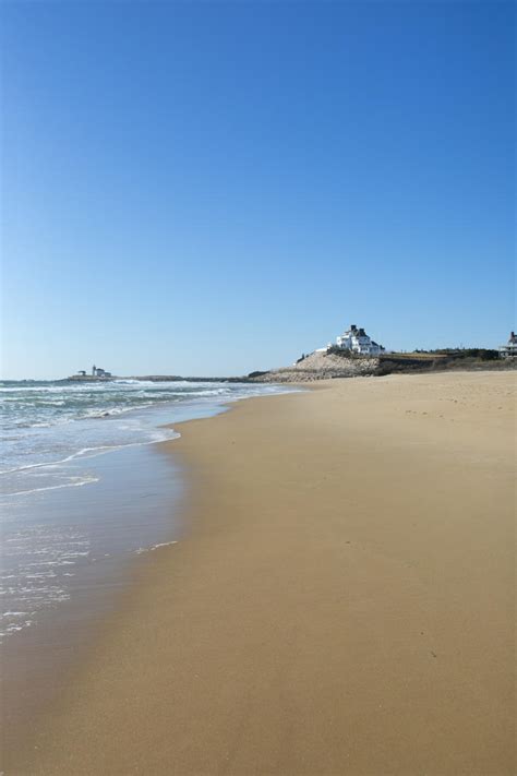 Rhode Island Beaches | Misquamicut & Easton's Beach