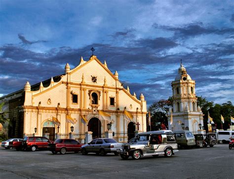 Vigan Cathedral and its bell tower | St.Paul's Metropolitan … | Flickr