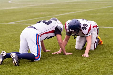 professional american football players training 12694541 Stock Photo at ...