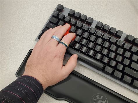 Adata XPG Summoner Gaming Keyboard Review: Soft, but no Software | Tom's Hardware