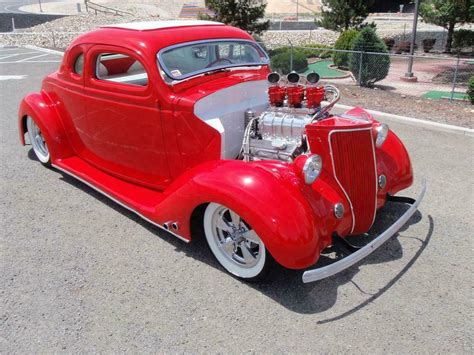 1936 FORD CUSTOM 5 WINDOW COUPE