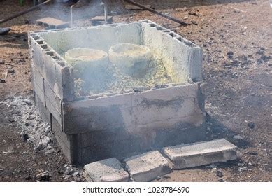 Outdoor Gold Casting Process Stock Photo 1023784690 | Shutterstock