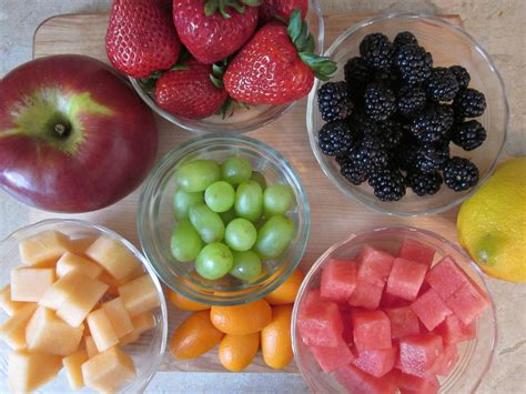 Fruit Salad Recipe For Kids With Custard In Urdu that Keeps cool Whip Filipino style easy Photos ...