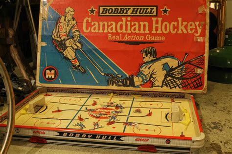 Bobby Hull - Table Top Hockey Game - Vintage - Munro | HockeyGods