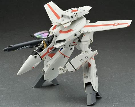 How durable are the new VF-1 V2? - Toys - Macross World Forums