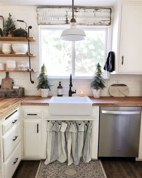 Farmhouse kitchen | Kitchen style, Modern farmhouse kitchens, Farmhouse style kitchen