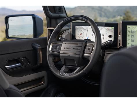 2024 GMC Hummer EV SUV: 58 Interior Photos | U.S. News