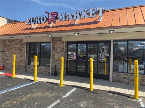 After Disastrous 2020, Levittown Food Market Reopens - LevittownNow.com