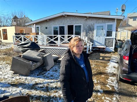 Hampton Beach, Maine beaches face devastating flood damage