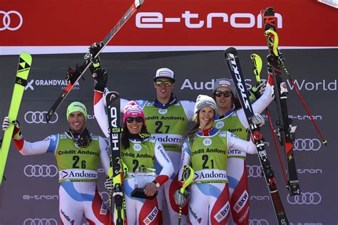 Switzerland beats Norway to win World Cup Finals team skiing