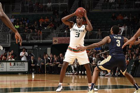 Canes Hoops Recap: Four Score in Double Figures as Canes top Panthers ...