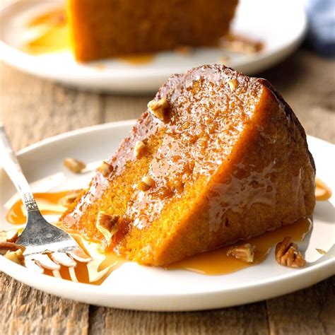 Caramel Pecan Pumpkin Cake Recipe | Taste of Home