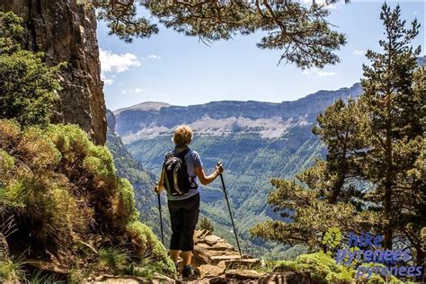 Hike Pyrenees - walking holidays in the Spanish Pyrenees