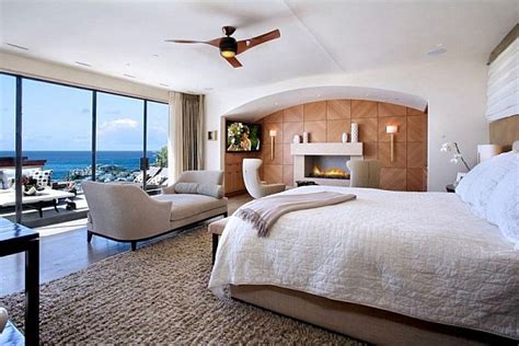 Luxury Beach House, Laguna Beach, California - modern bedroom with ocean views - Decoist