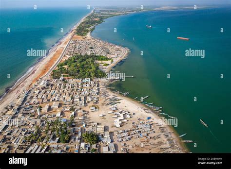 Senegal saloum river delta village hi-res stock photography and images ...