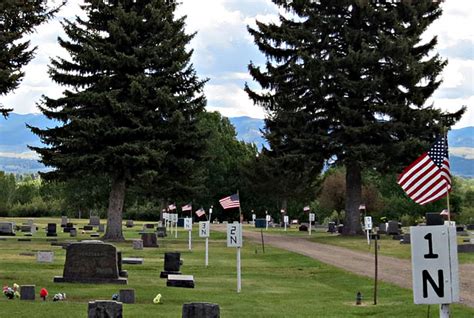 Hamilton Cemetery Graveside Crosses For Memorial Day