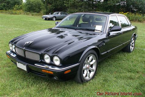 Jaguar XJR Black Picture