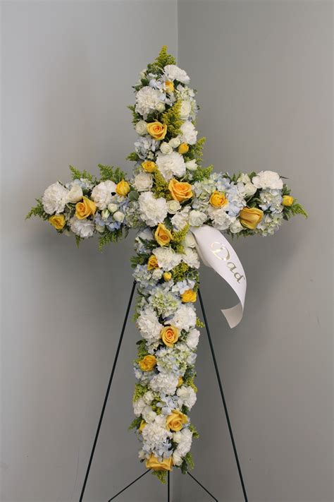 Funeral Flower Arrangement Types It! Classes From The Oscars | William & Wesley Co.