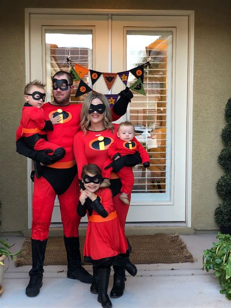 Halloween, halloween costumes, family Halloween costumes, the incredibles | Family halloween ...